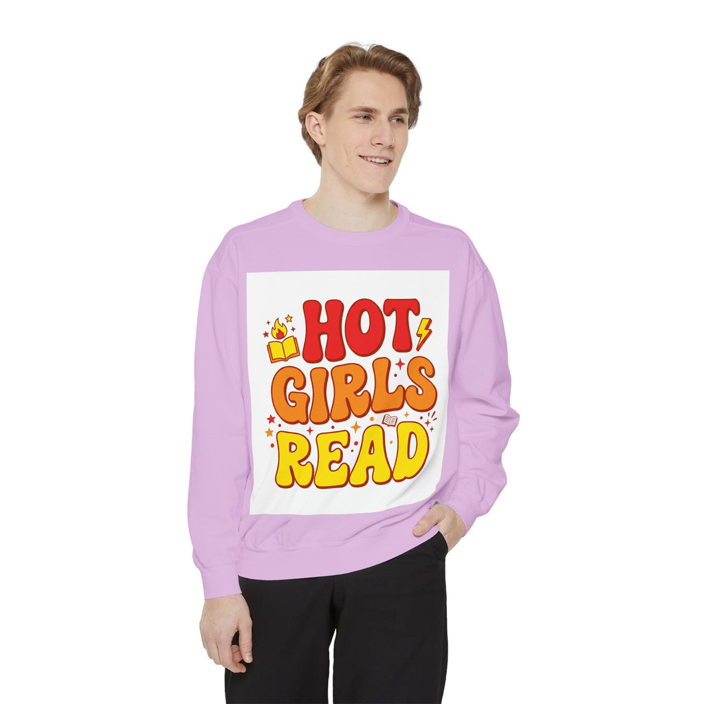 Hot Girls Read Sweatshirt – Book Lover Gift