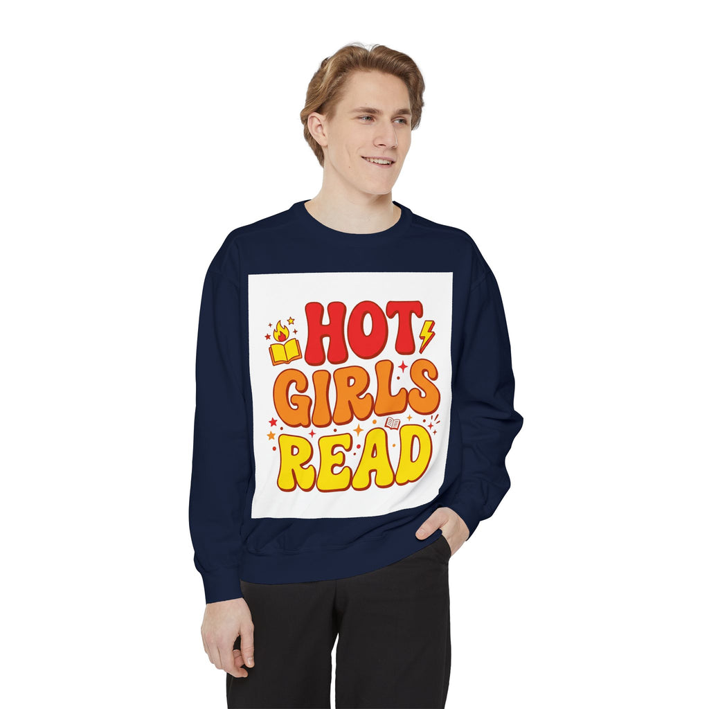 Hot Girls Read Sweatshirt – Book Lover Gift