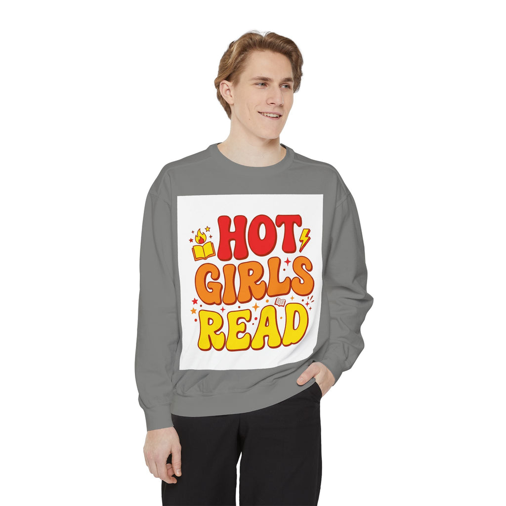 Hot Girls Read Sweatshirt – Book Lover Gift
