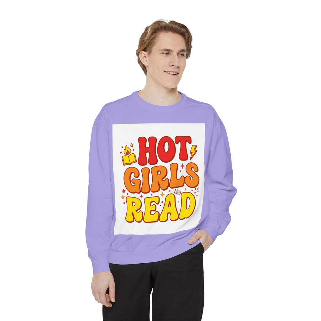 Hot Girls Read Sweatshirt – Book Lover Gift